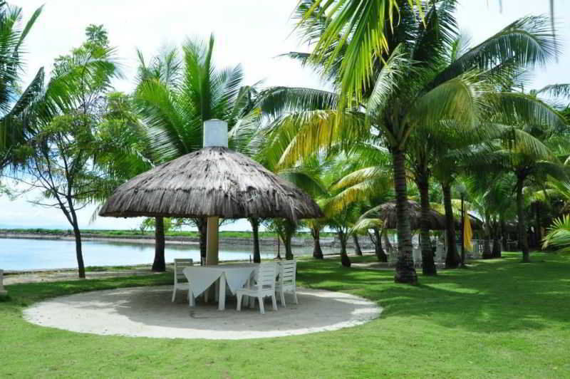Cordova Reef Village Resort Lapu-Lapu City Esterno foto