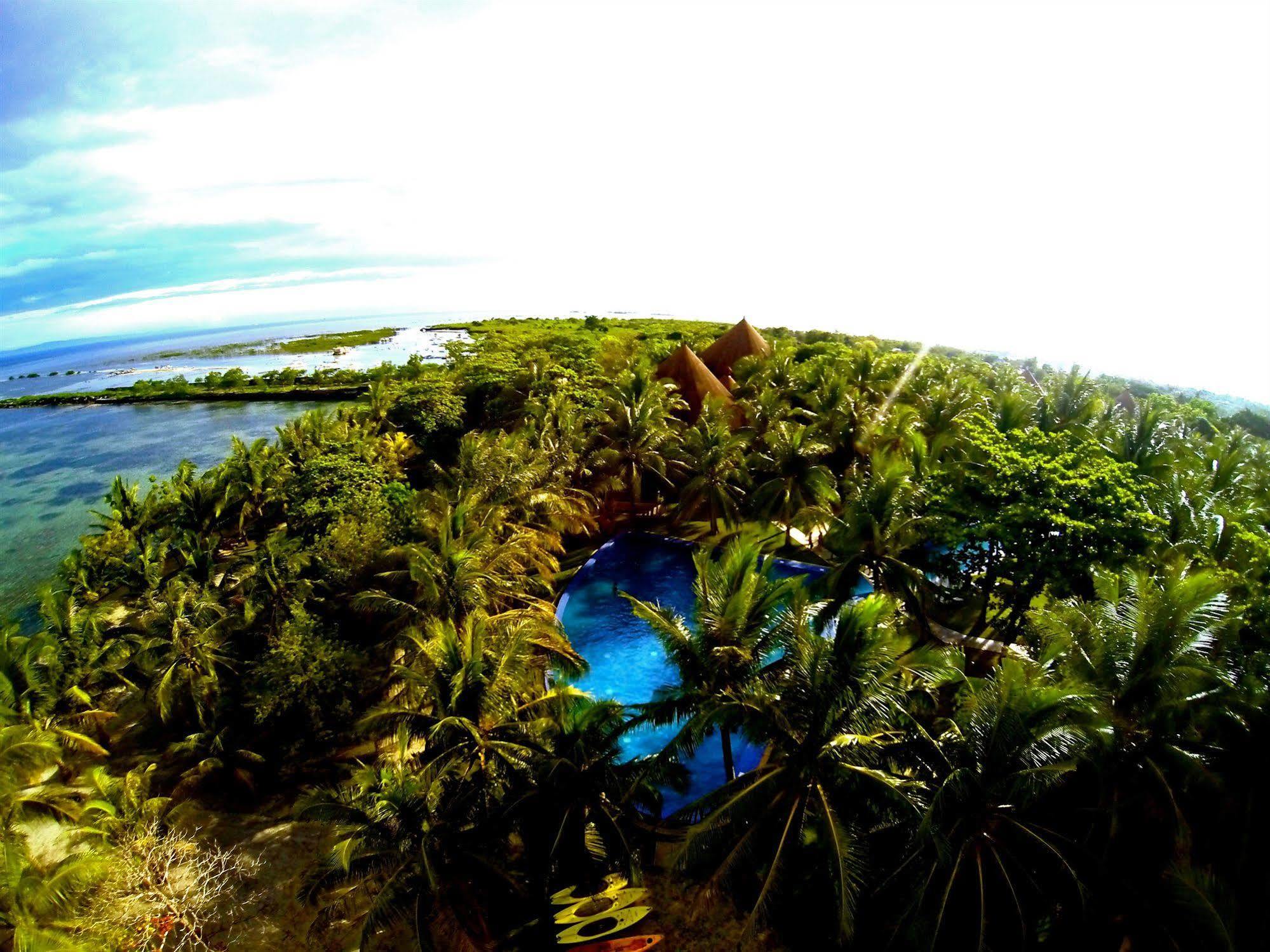 Cordova Reef Village Resort Lapu-Lapu City Esterno foto