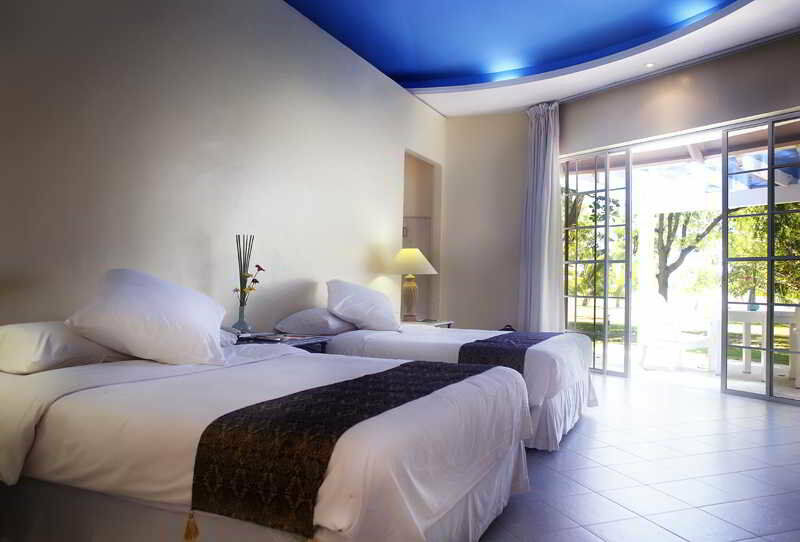 Cordova Reef Village Resort Lapu-Lapu City Esterno foto